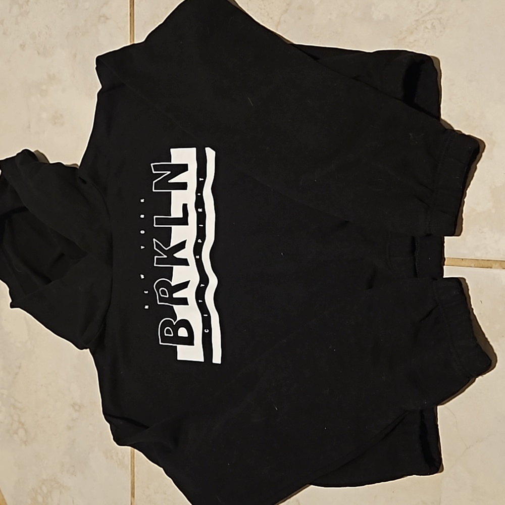 H&M brooklyn graphic hoodie